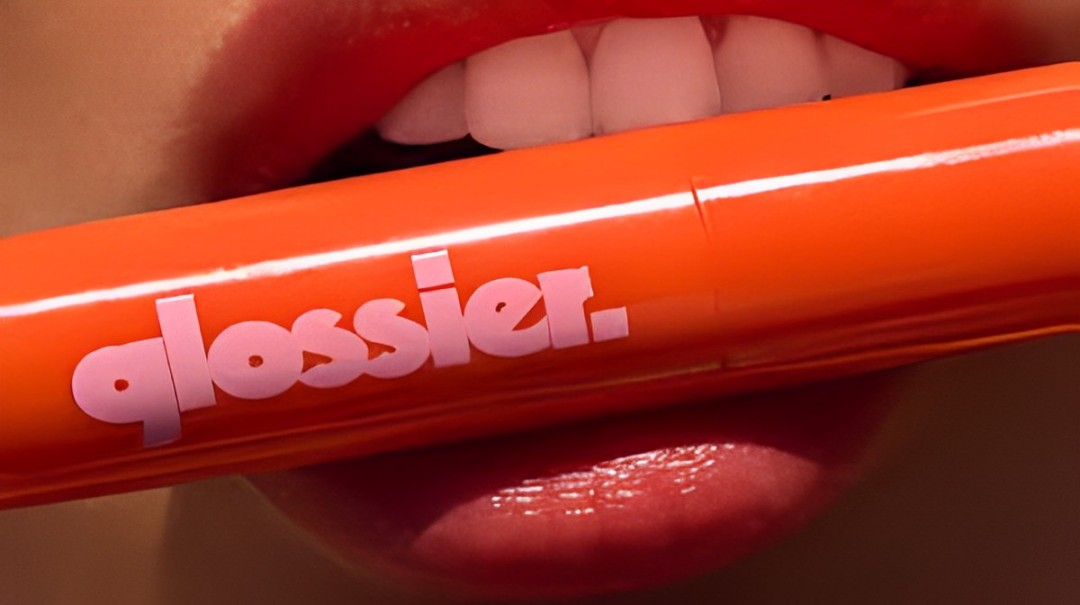 Glossier: Redefining Beauty with Minimalism and Authenticity